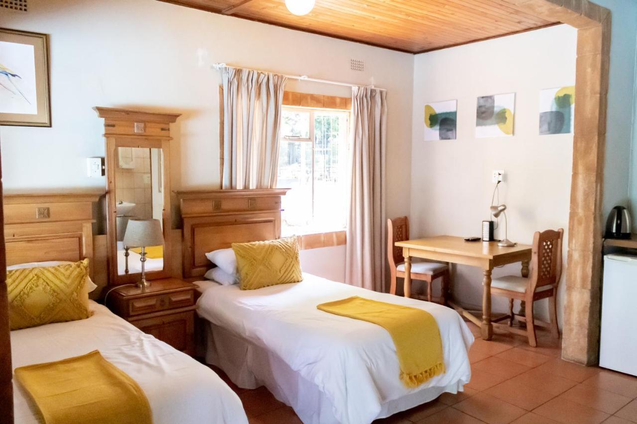 Sunbird Lodge Phalaborwa Exterior photo