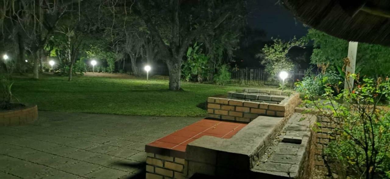 Sunbird Lodge Phalaborwa Exterior photo